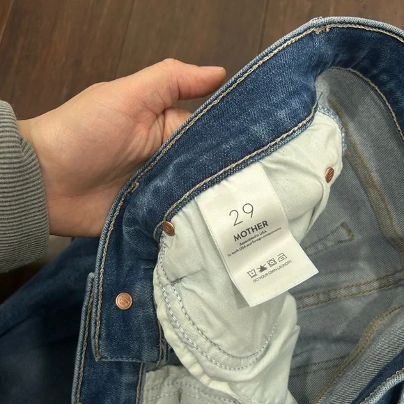 MOTHER The Rascal Ankle Fray Jeans in Blue - Picture 5 of 6